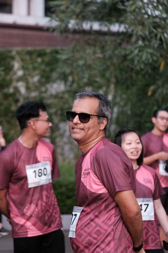Race photo from Assurance Fun Run 2024
