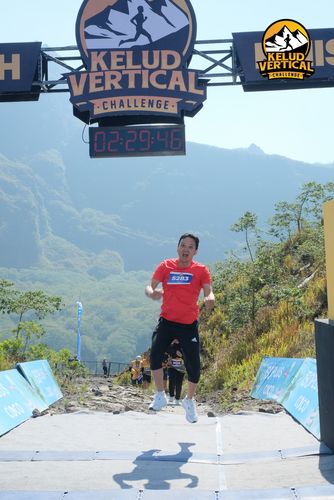 Race photo from Kelud Vertical Challenge 2024