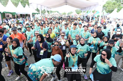 Race photo from Arutmin Borneo Run 2024