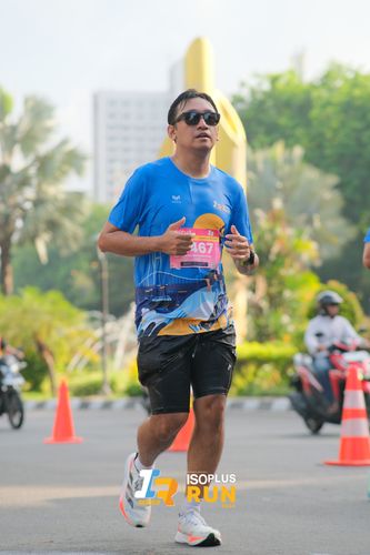 Race photo from Isoplus Run 2024 Surabaya