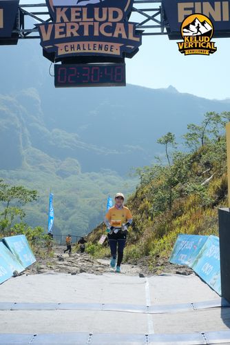 Race photo from Kelud Vertical Challenge 2024
