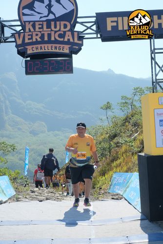 Race photo from Kelud Vertical Challenge 2024
