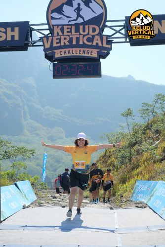 Race photo from Kelud Vertical Challenge 2024