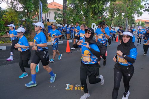 Race photo from Isoplus Run 2024 Surabaya