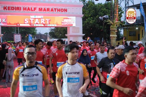 Race photo from Kediri Half Marathon 2025