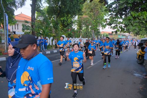 Race photo from Isoplus Run 2024 Surabaya