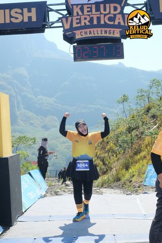 Race photo from Kelud Vertical Challenge 2024