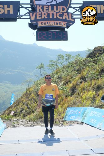 Race photo from Kelud Vertical Challenge 2024