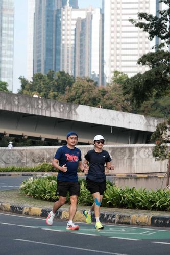 Race photo from Assurance Fun Run 2024