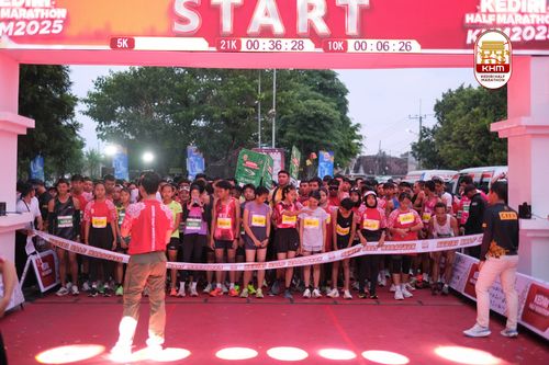 Race photo from Kediri Half Marathon 2025