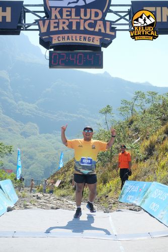 Race photo from Kelud Vertical Challenge 2024