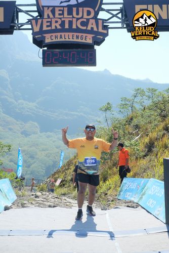 Race photo from Kelud Vertical Challenge 2024
