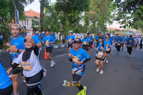 Race photo from Isoplus Run 2024 Surabaya
