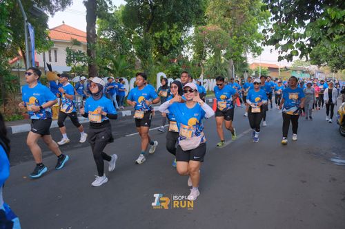 Race photo from Isoplus Run 2024 Surabaya