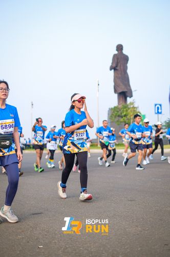 Race photo from ISOPlus Run 2024 Jakarta
