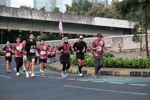 Race photo from Assurance Fun Run 2024