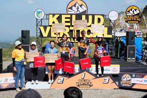 Race photo from Kelud Vertical Challenge 2024