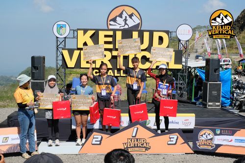 Race photo from Kelud Vertical Challenge 2024