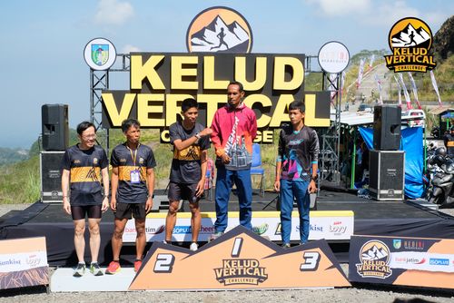 Race photo from Kelud Vertical Challenge 2024