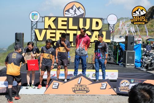 Race photo from Kelud Vertical Challenge 2024