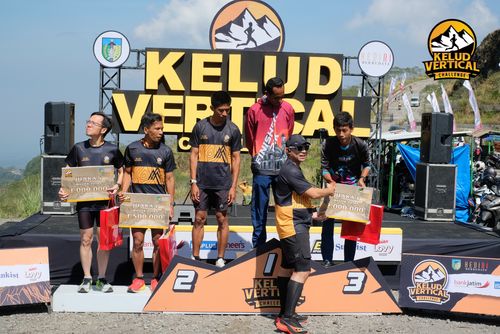 Race photo from Kelud Vertical Challenge 2024