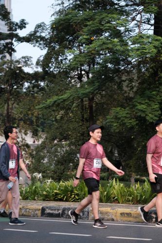 Race photo from Assurance Fun Run 2024