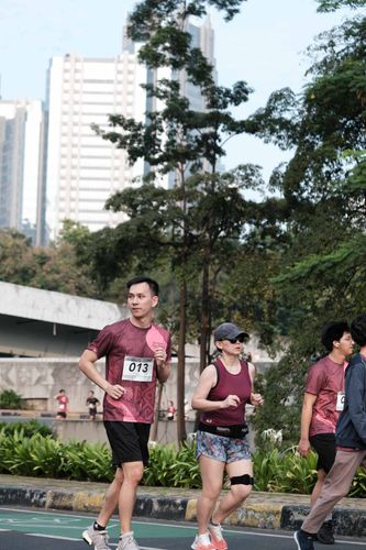 Race photo from Assurance Fun Run 2024