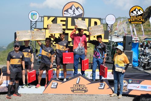 Race photo from Kelud Vertical Challenge 2024