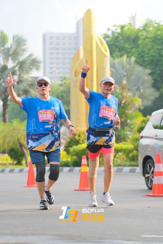 Race photo from Isoplus Run 2024 Surabaya
