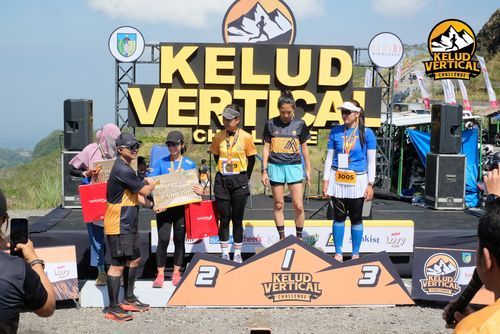 Race photo from Kelud Vertical Challenge 2024