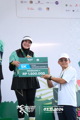Race photo from Arutmin Borneo Run 2024