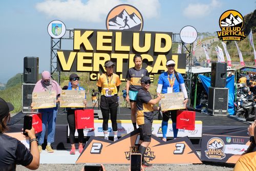 Race photo from Kelud Vertical Challenge 2024
