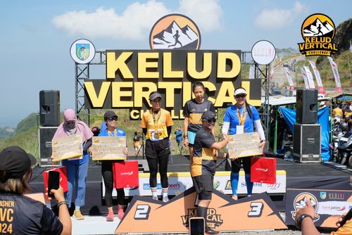 Race photo from Kelud Vertical Challenge 2024