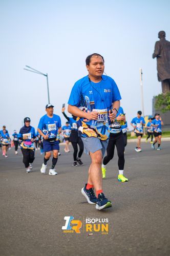 Race photo from ISOPlus Run 2024 Jakarta