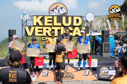Race photo from Kelud Vertical Challenge 2024