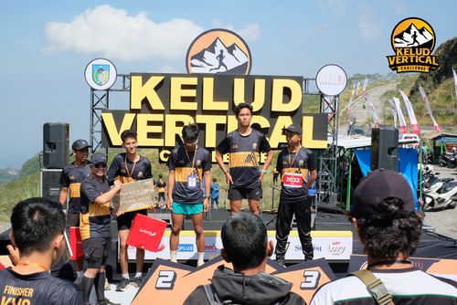 Race photo from Kelud Vertical Challenge 2024