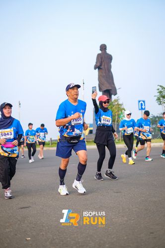 Race photo from ISOPlus Run 2024 Jakarta
