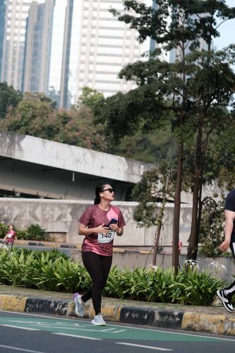 Race photo from Assurance Fun Run 2024