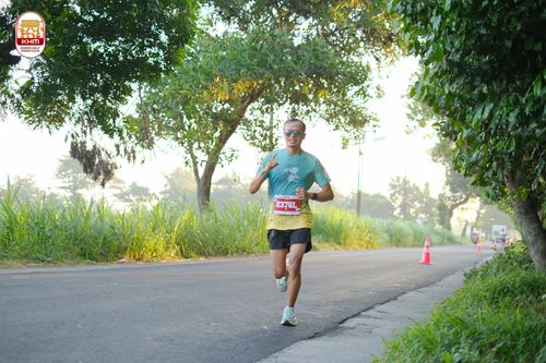 Race photo from Kediri Half Marathon 2024