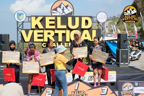 Race photo from Kelud Vertical Challenge 2024