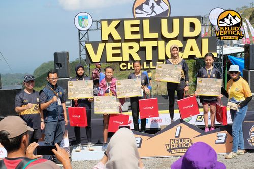 Race photo from Kelud Vertical Challenge 2024