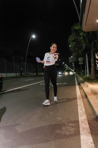 Race photo from PIK NITE RUN VIBES