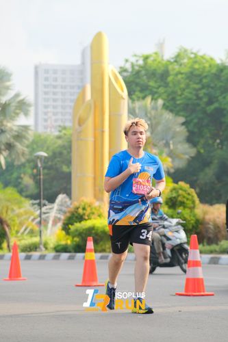 Race photo from Isoplus Run 2024 Surabaya