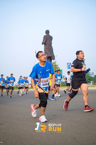 Race photo from ISOPlus Run 2024 Jakarta