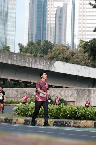 Race photo from Assurance Fun Run 2024