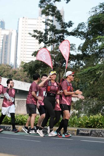 Race photo from Assurance Fun Run 2024