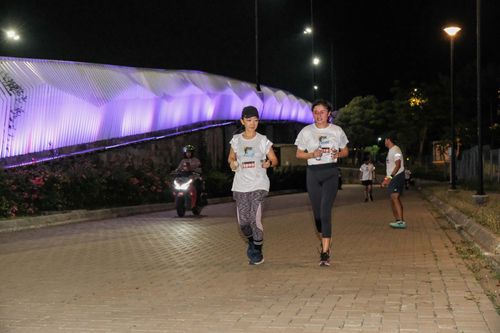 Race photo from PIK NITE RUN VIBES