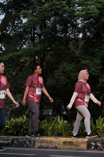 Race photo from Assurance Fun Run 2024