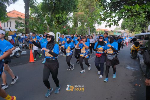Race photo from Isoplus Run 2024 Surabaya