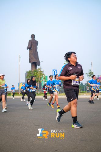 Race photo from ISOPlus Run 2024 Jakarta